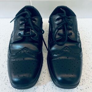 Boys Deer Stags Dress Shoes Size 1